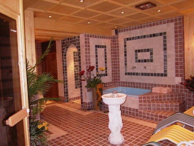 Hotel Humlerhof Gries am Brenner Luaran gambar